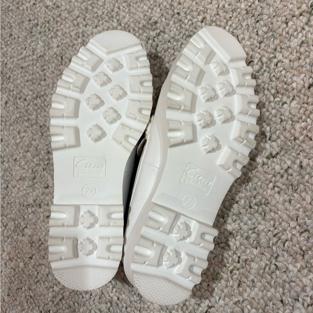 Circus by Sam Edelman White Loafers with Gold Accent - Picture 7 of 7